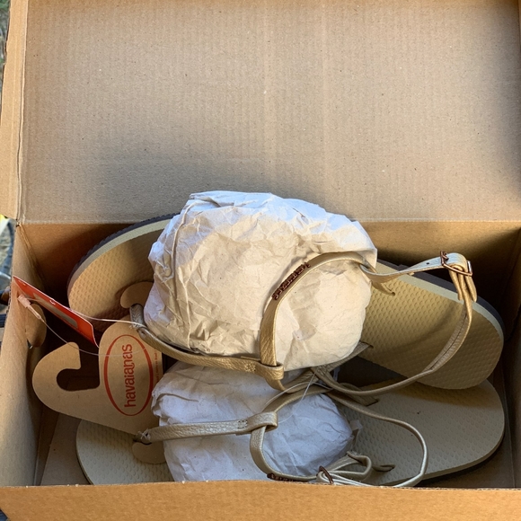 Sandals - Picture 3 of 5